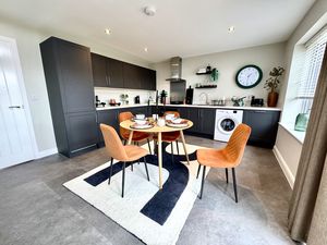 Photo 6- click for photo gallery